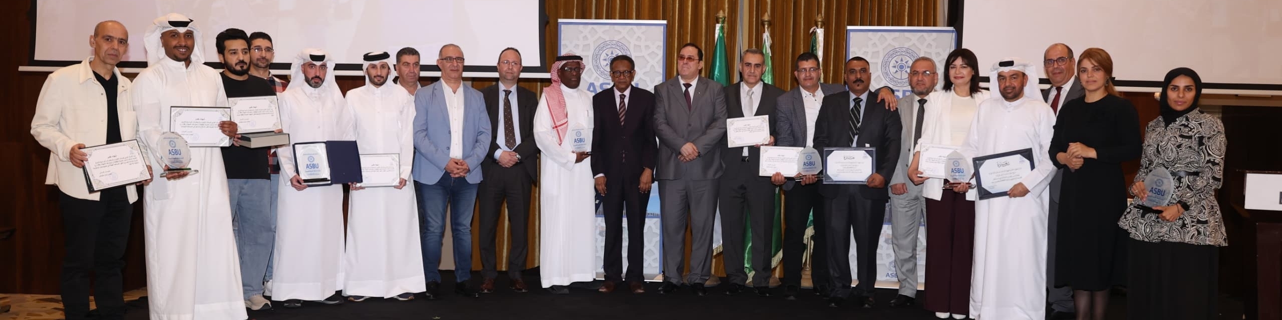 إسناد جائزة أفضل قسم تبادل وتكريم أنشط أقسام التبادل في الهيئات الاذاعية والتلفزيونية الأعضاء في اتحاد إذاعات الدول العربية 